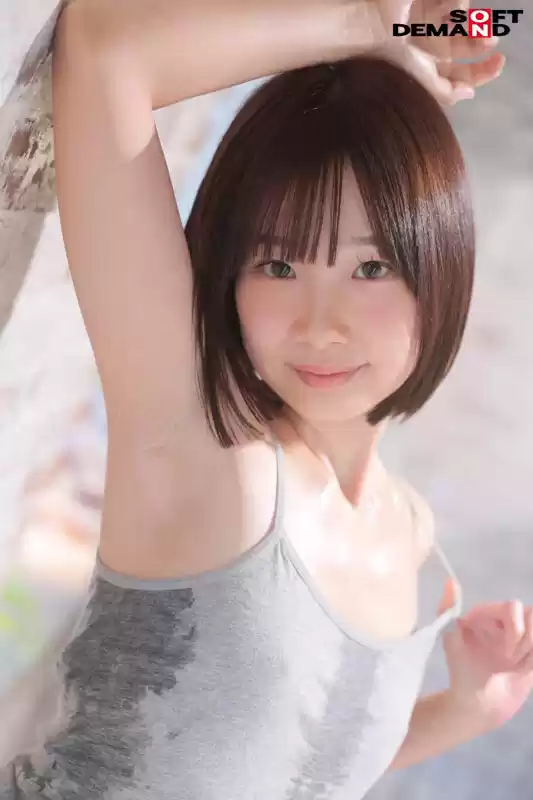 「汗っかきで困ってるんですよね…」脇・谷間・股間に滴る汗を隠し撮り！汗だく交尾で連続絶頂 石川くるみ（22）