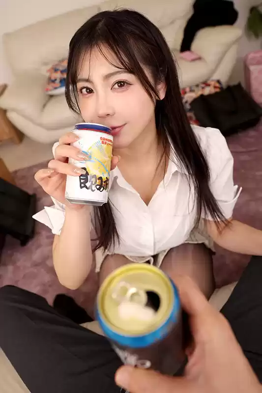 【VR】【8K】「もっとイカせて…もっと、もっとイカせてぇぇぇ」酔ったフリして部下のイチモツを喰らう女上司 全身性感帯イキ狂い性獣モンスター 吉澤友貴