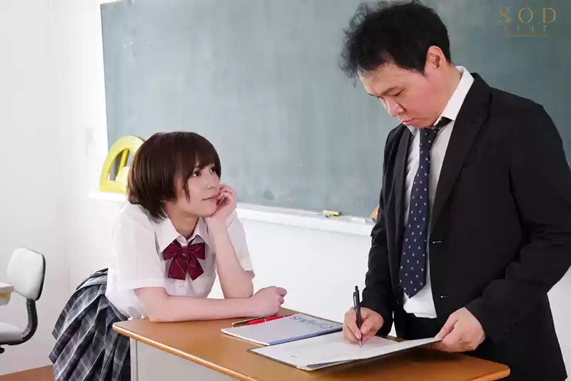 「大丈夫？おっぱい揉む？」人懐っこ神乳J○が好き放題おっぱいを触らせてくれる癒しの密着性交 月乃ひな