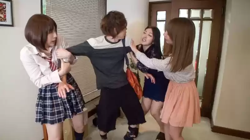 母と姉と彼女NTR 僕を溺愛していた家族が友達に寝取られ中出しされた