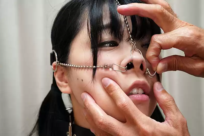 全力鼻フック