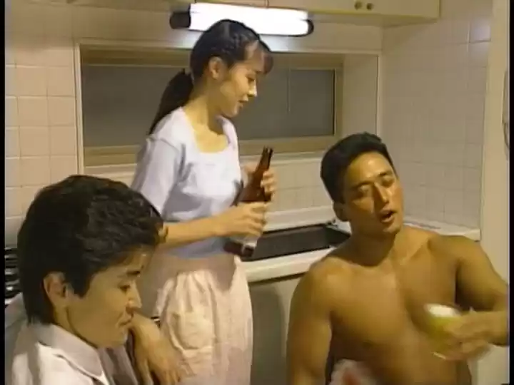 若奥様のむき出し甘栗 水野夕貴