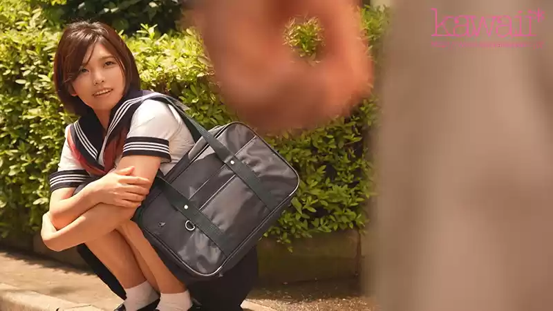 20歳以上も年の離れた制服少女と一心不乱にめちゃくちゃ交尾して中出しした… 花原アスカ