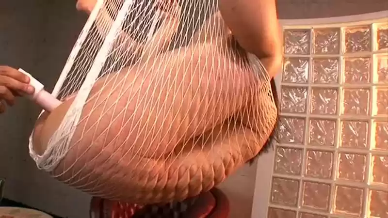 軟体五十路空中アナルヨガSEX 宙吊り絶叫アクメ快感3P二穴同時ファック限界アナル生中出し！ 彩美ルリ子