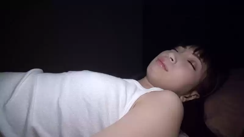 媚薬入り睡眠薬で昏●状態の美少女たちに夜●い中出し！！8人8中出しVol.4