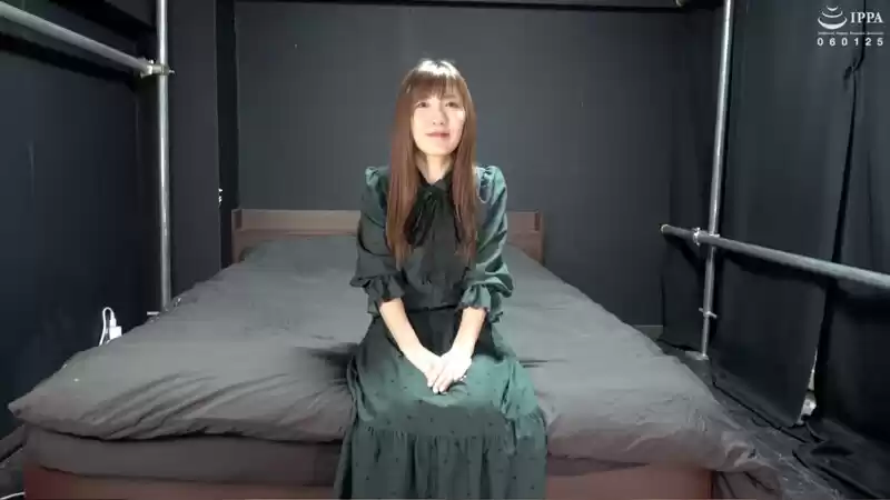くすぐったいところが極端なお姉様をくすぐりチェック! 美泉咲