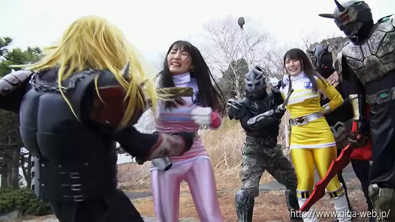 磁力戦隊マグナマン 狙われたマグナピンクとマグナイエロー ～マグナハンター開発計画～