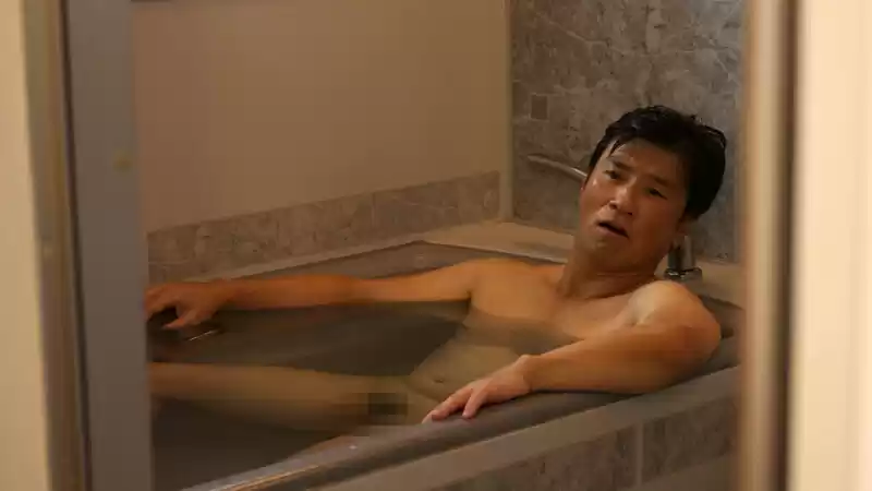 息子の嫁の淫美な誘惑に溺れる義父 坂本りお