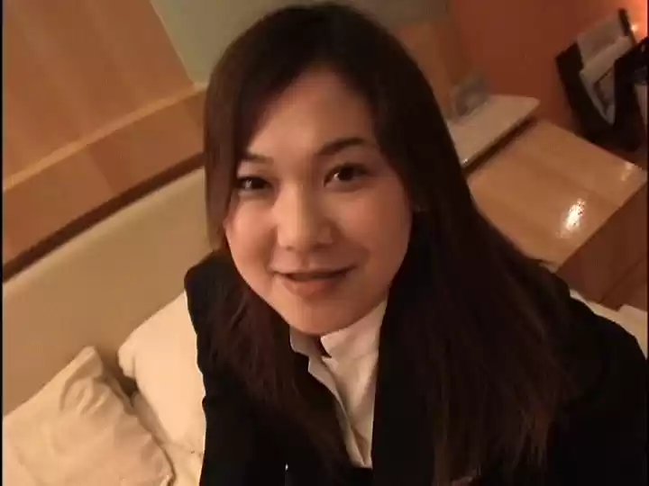 制服がランジェリーに変わるとき