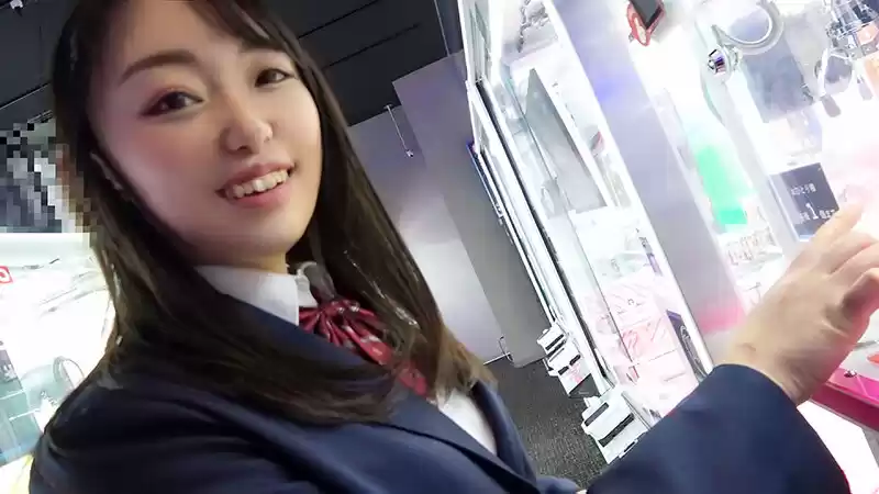 デカチンにNTRされた女子校生 僕の大好きな165cmでEカップの巨乳な彼女をバイト先のデカチン大学生に寝取られ中出しされた！ F-NTR2 ゆゆ165cm Eカップ 江澄ゆゆ