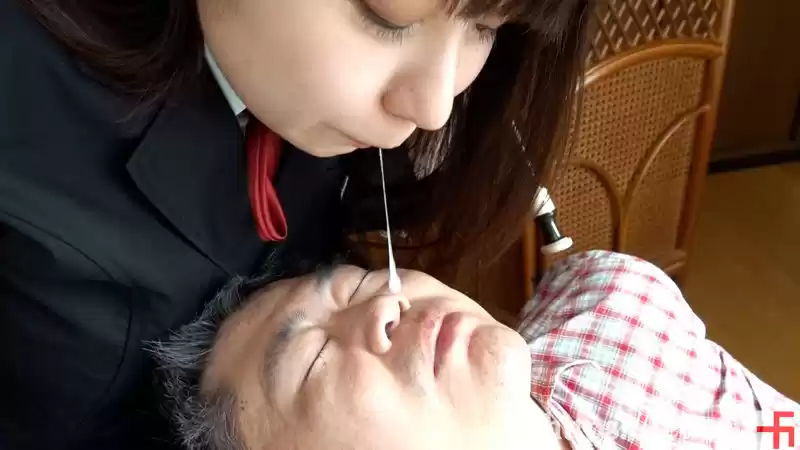 犬嗅ぎエロむち娘 潮吹き、ゆきほちゃん編