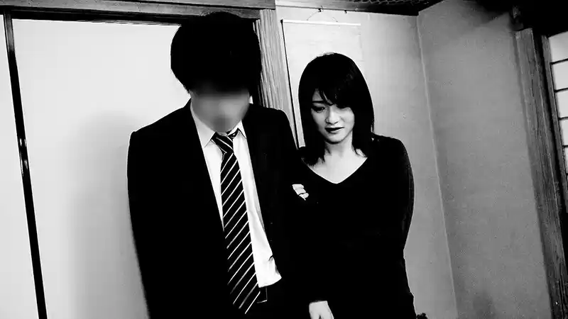 隣の旦那を寝取ったつもりが言う事を聞かされ寝取られたサド人妻 星乃星良