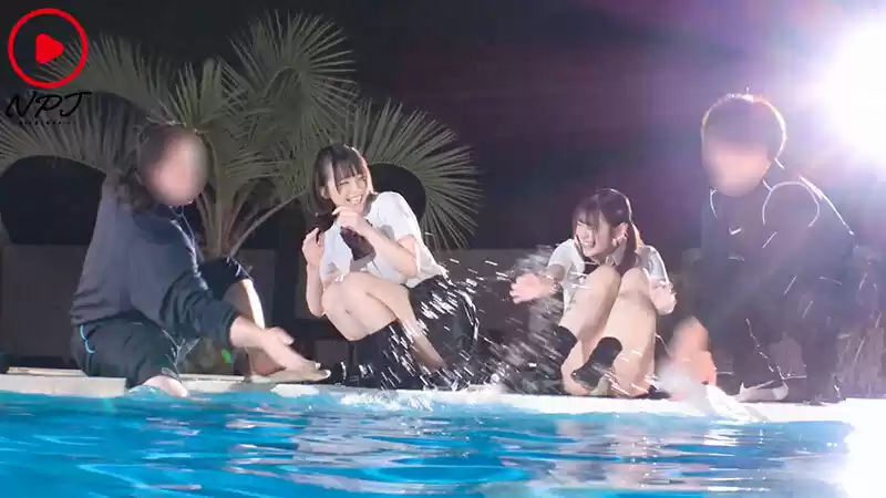 アオハル深夜のプールに忍び込みこっそりびしょ濡れイチャラブ絡みざかりなJ●SEX
