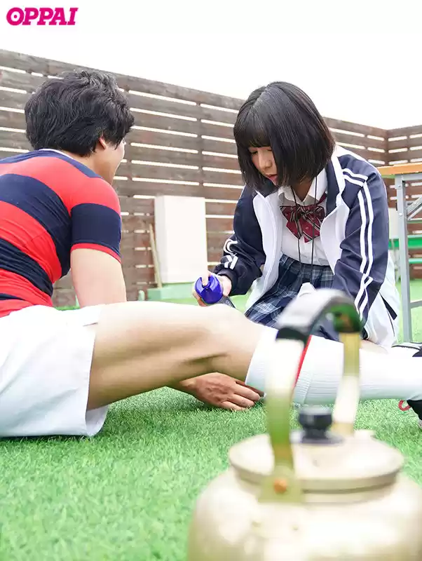 巨乳女子マネージャーが信じていた部員たちにパス姦しレ×プされた1泊2日追姦合宿 乃木蛍