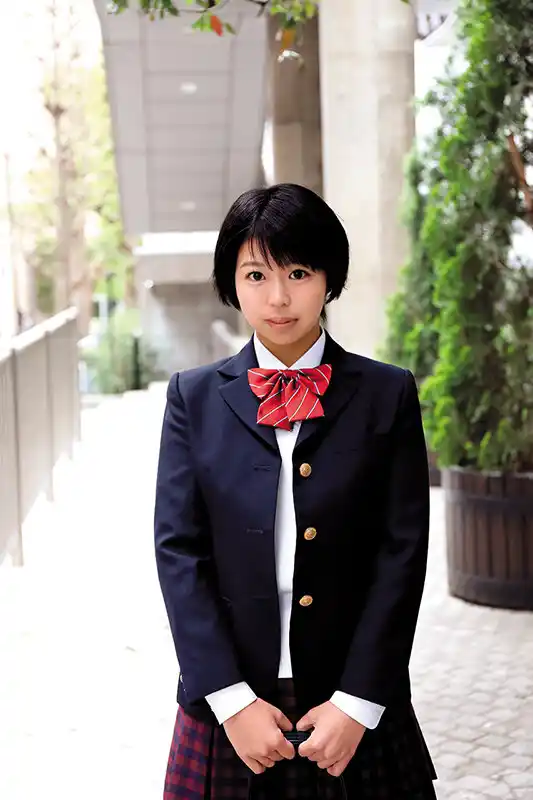 性支配を受け入れる無抵抗な美少女たち File.19