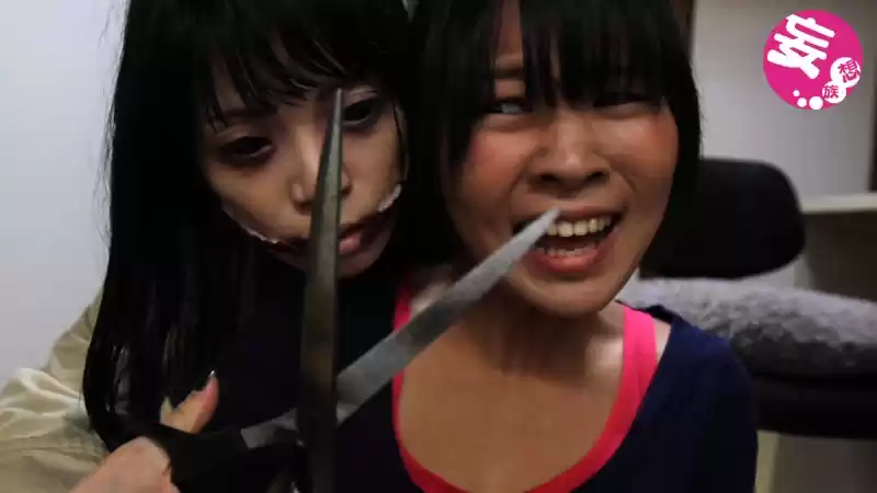 口裂け女