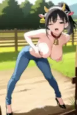 【裸ジーンズ女子4】乳出し牛コスプレ個撮