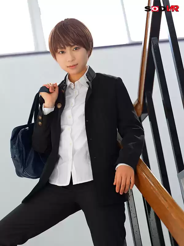 【VR】センパイ美男子（イケメン）は女の子！？たまたま見えてしまった着替えにびっくり！！あれ？おっぱい？！放課後、イケメン痴女から精子搾られまくった3日間 佐野なつ