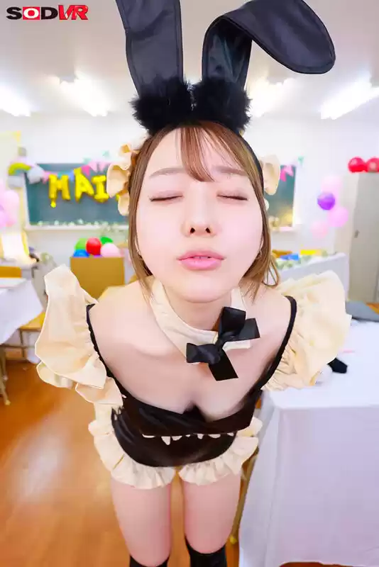 【VR】【8K】「制作した衣装のメイドバニーがセクシーすぎて気絶！お泊りドキドキH前夜祭 学園祭衣装制作でお泊り 誘惑と可愛さの最強タッグメイドバニー」 高瀬りな