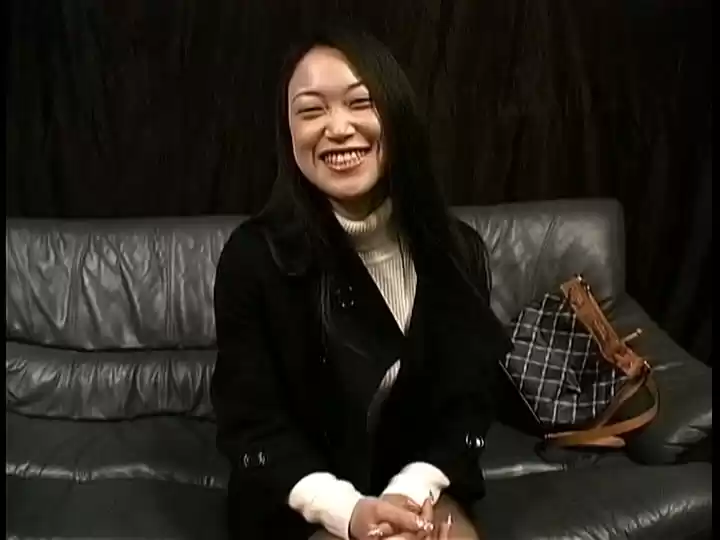 自ら脱いだ人妻達 4