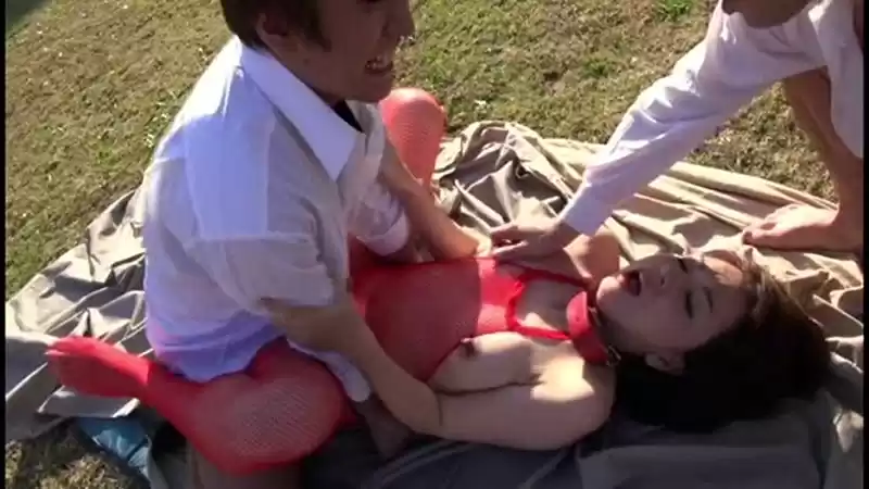 息子たち共有の性処理道具にされ悶え濡れる剛毛のマゾ母 神崎久美