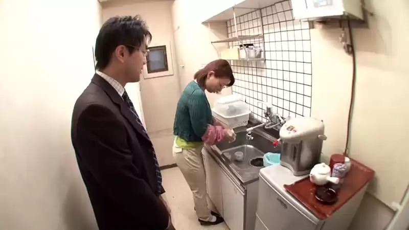 じみおんな 中園貴代美