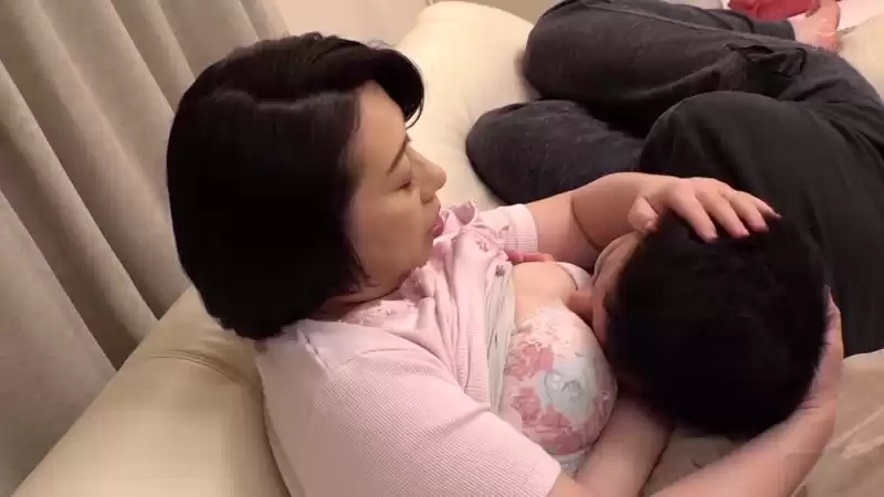 あがった母 中出しする息子 柏木舞子