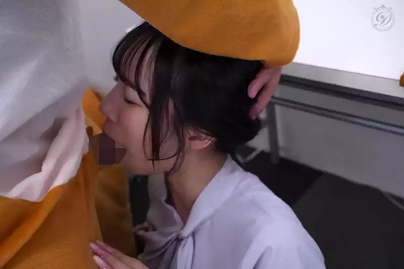 マスコットと女子アナウンサー今日の天気は荒れ模様…。‘国民的’人気女子アナの『電撃結婚！！』それは、マスコットまでも嫉妬に狂わせて…。 与田りん