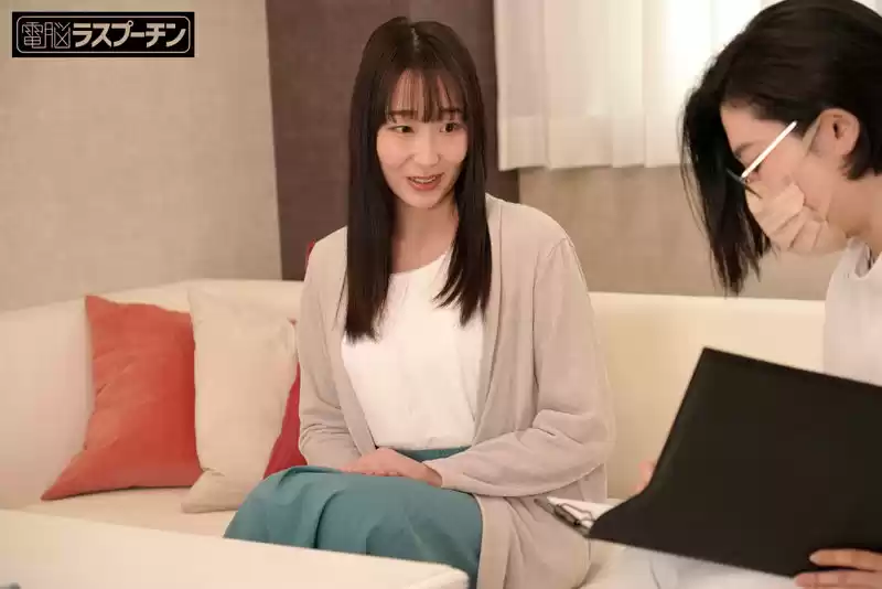 産後体型改善のため通い始めたエステで入念に乳首を刺激され止まっていた母乳が噴き出すほど感じる敏感人妻 綾川ふみ