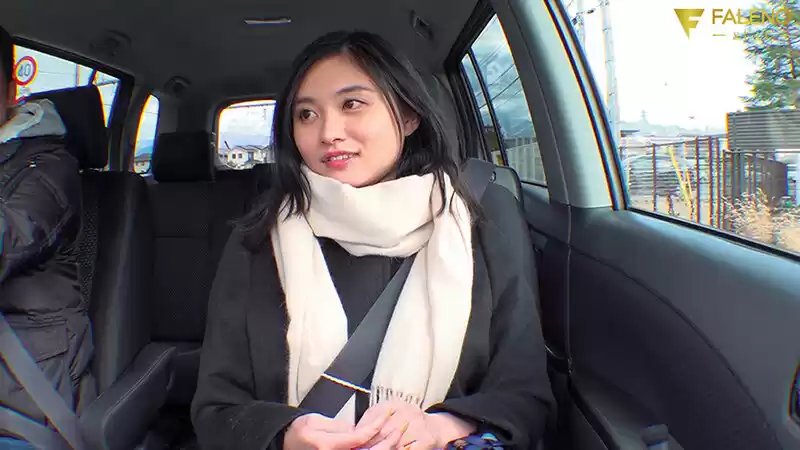 唾液を絡ませ自ら腰を振ってセックスに溺れる濃密温泉旅行。五十嵐なつ