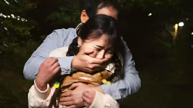 団地の子 両親不在の昼下がり近所のオヤジに性処理オナホドールにされました 石原青