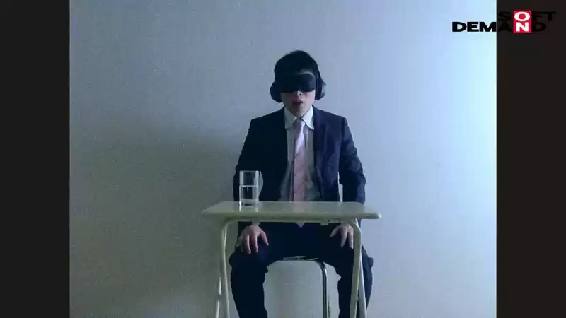 催●レンタル 可愛い教え子に裏切られた腹いせに、臭い口臭を嗅がせて復讐SEX！アイテム:催●ペンライト 倉木しおり