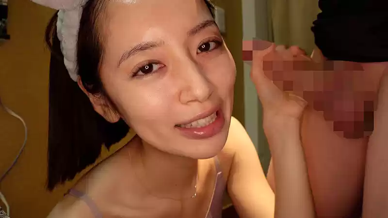 昔3-4回肉体関係を持った同僚の美咲かんなに3年ぶりに誘われて…1日限定の火遊び不倫デートで何度もゴックンと中出しをした
