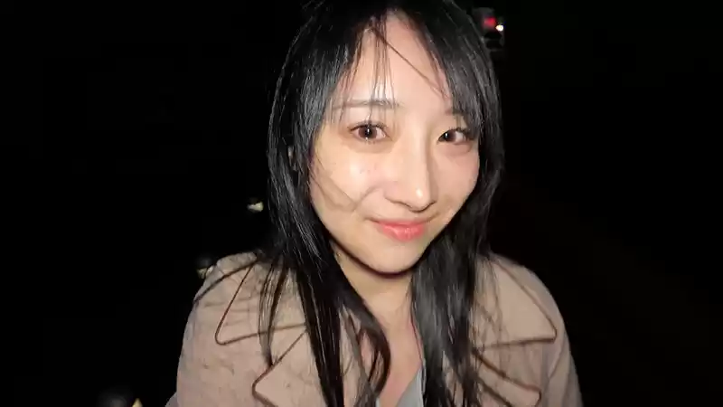 押しに弱そうな同じ職場のおっとり美人シングルマザー小野坂ゆいかをラブホに誘ったら笑顔で射精テクを見せてくる隠れムッツリで、ドライブした後彼女から2件目のラブホを誘われ何度も中出しを求められた