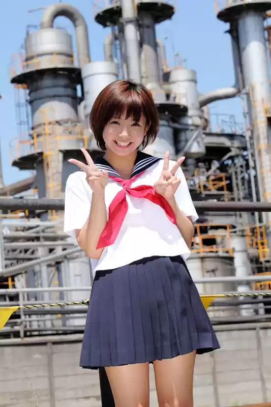 紗倉まな AV Debut