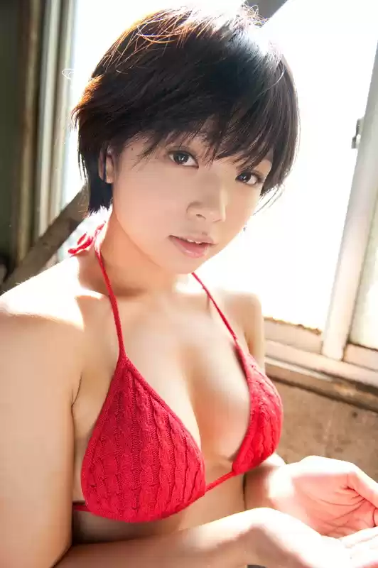 紗倉まな AV Debut