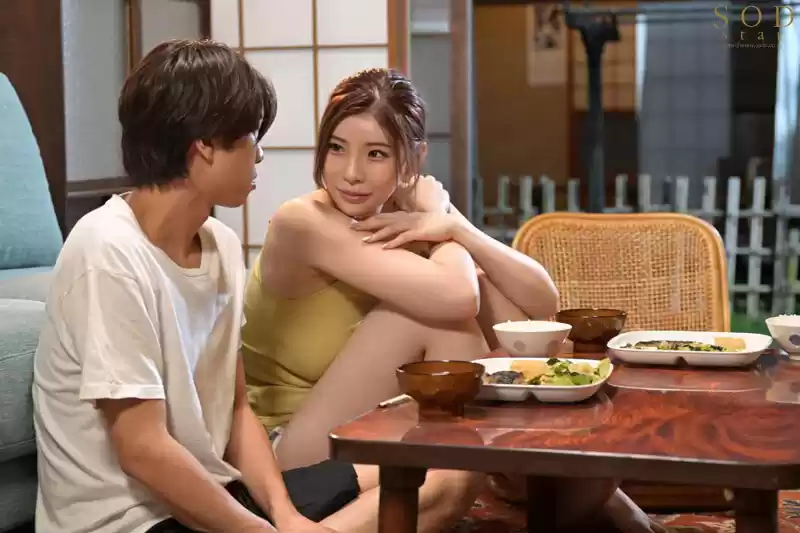 都会の生活に疲れた僕が一人旅で訪れたド田舎で、女神みたいな巨乳美女に全肯定されながら何度も何度も射精した夢みたいな一週間。 神木麗