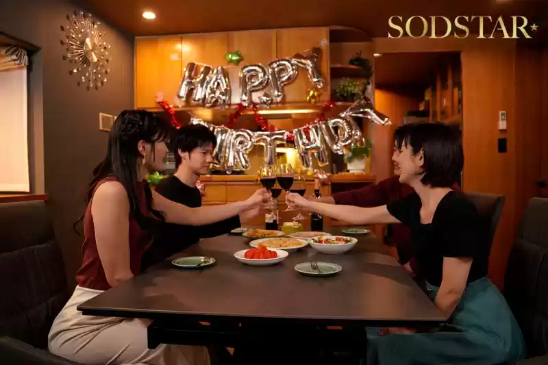 スワッピング趣味の変態夫婦にNTR性癖を植えつけられる!純粋ウブな庶民妻を金持ち夫妻に貸出したことでインモラルな快楽に沼ってしまう 本庄鈴