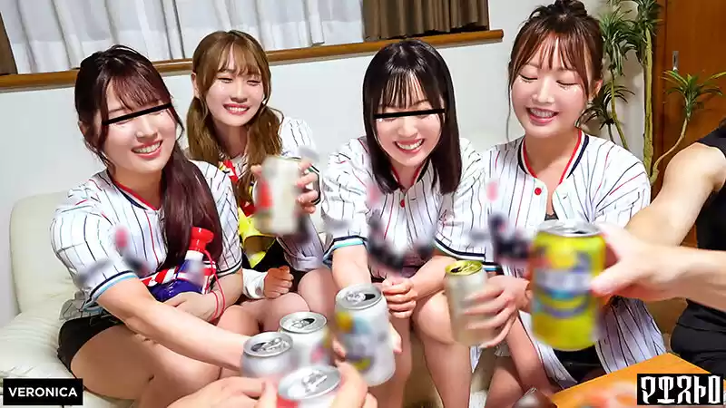 ホームラン！野球観戦美少女ファン達と自宅で秘密のナイトゲーム！【こいろ/もか/まゆ/みずき】Ver.まゆ＆みずき