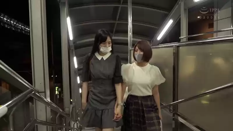 ＃はじめての＃レズキスは＃阿部乃みくと＃野外で＃なんていかがでしょう？