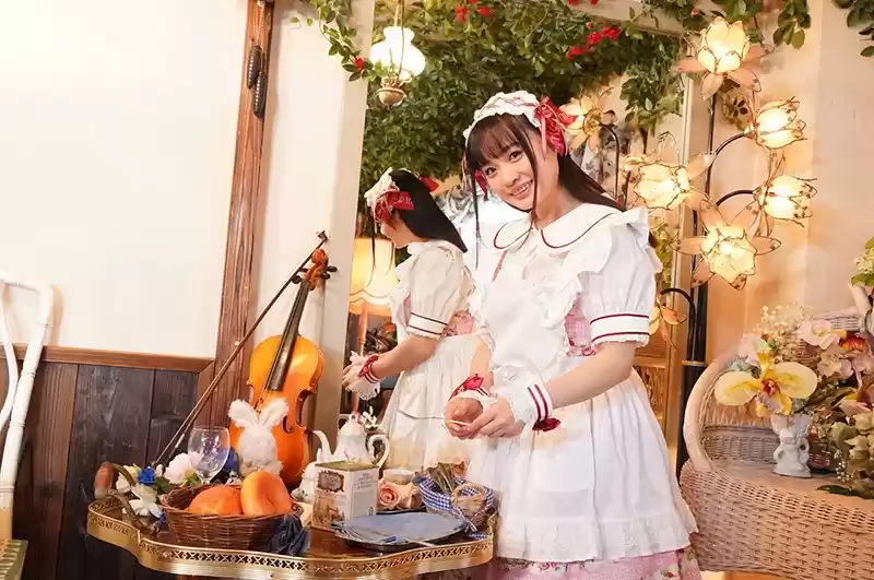 【VR】乳首をひたすらにご奉仕してくれる…僕だけのロリィタメイド 花音うらら