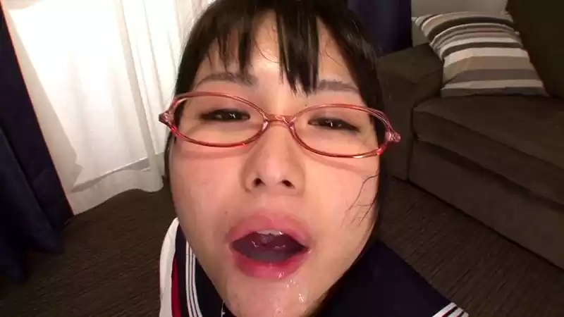 見かけによらないゴックン少女 カマトト優等生は濃い～のがお好き 桃音まみる