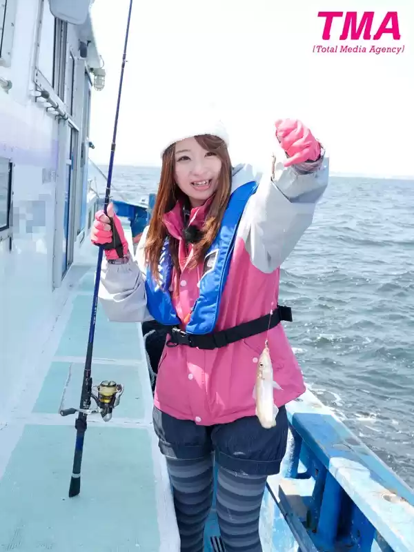 釣りバカおじさん日記 ～マドンナ初美沙希ちゃんとキス釣りチャレンジ！！～
