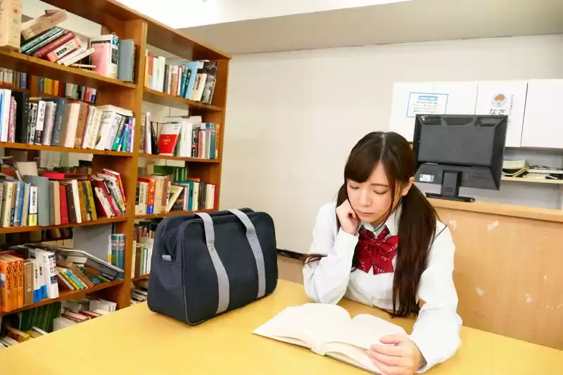 【VR】僕だけしか知らない君のヒメゴト。～名前も知らない文学美少女と過ごした想い出図書館。…と美少女の秘密…～ 一条みお