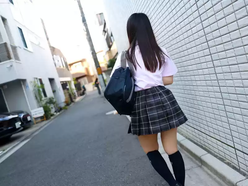 【VR】【追跡レ●プ】下校中の女子生徒の太ももを追いかけるうち戻れなくなって家に押し入り何度も犯しまくった 松井日奈子