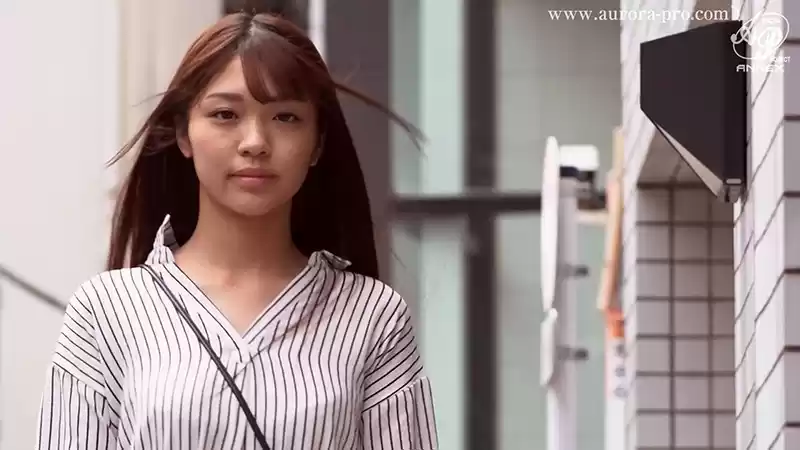 美人女子大生 恥辱の卒業研究合宿 「私のお口も膣も、そして子宮も、ゼミの中の共同所有物なんです...」 木下ひまり