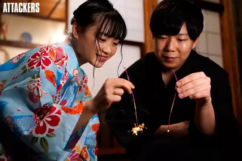 五年前に別れた元彼と再会した夏。私はその日から、婚約者に隠れて元彼と会うようになってしまいました。 花音うらら