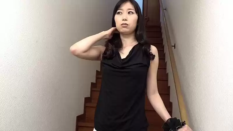 近親相姦 母のお尻～可憐な美義母の超絶美巨尻 黒川すみれ