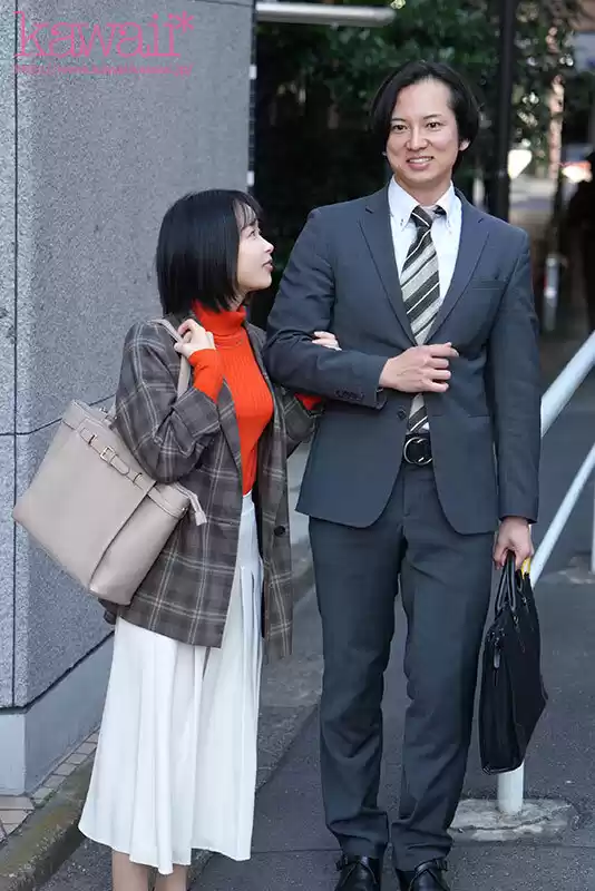 私の旦那と不倫したムスメを、本格的に犯します。本格的に踏みつけます。本格的に殴りセックスします。本格的に孕ませます。本格的に肉体壊します。【本格的に恐怖なリベンジ猥褻映像】 ひなたなつ