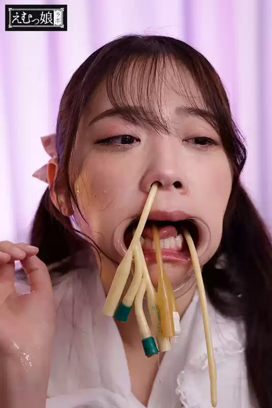 最狂喉凹ピンサロ嬢 二葉エマ
